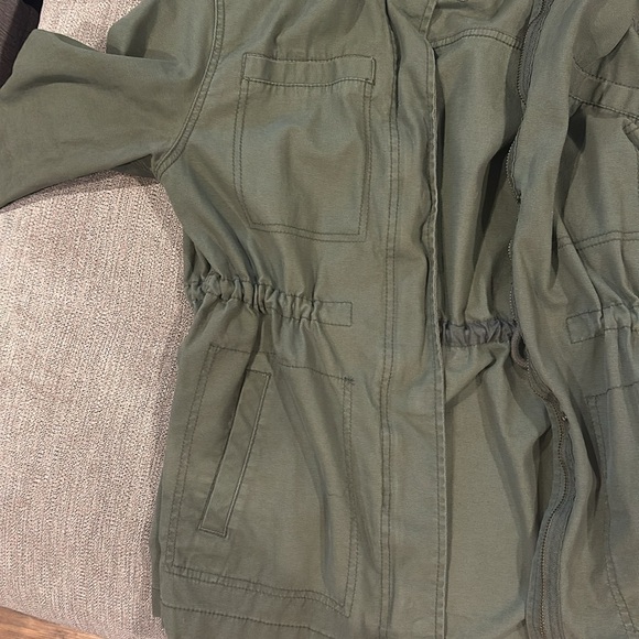 Old Navy Utility Jacket - Picture 2 of 3